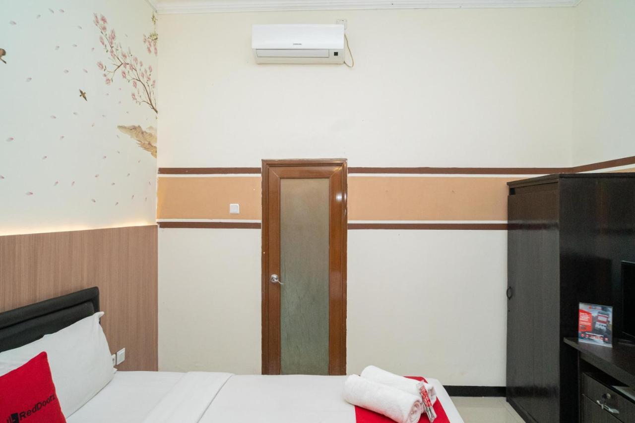 Reddoorz Syariah Near Marvel City Mall 2 Surabaya Exterior photo