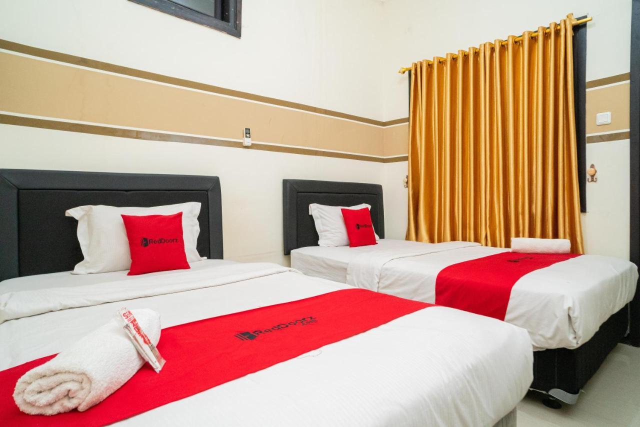 Reddoorz Syariah Near Marvel City Mall 2 Surabaya Exterior photo